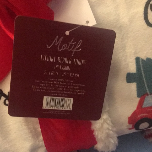 Luxury Berber Throw “Farm Fresh Christmas Trees”🎄 50x60” - Picture 3 of 3